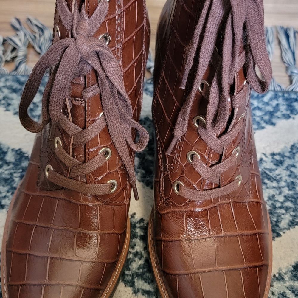 Naturalizer boots